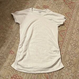 Athleta workout tee